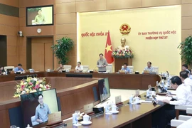 Chủ tịch Quốc hội Vương Đình Huệ phát biểu kết thúc phiên họp. (Ảnh: Doãn Tấn/TTXVN) 