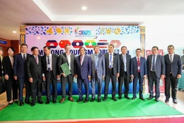 Đại diện các quốc gia tham dự Diễn đàn Du lịch Mekong năm 2023. (Nguồn: AKP/TTXVN)