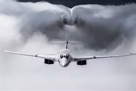 Máy bay ném bom Tupolev Tu-160 của Nga. (Ảnh: AFP/TTXVN) 