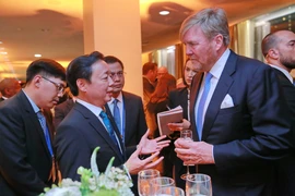 Phó Thủ tướng Chính phủ Trần Hồng Hà gặp Nhà Vua Hà Lan Willem-Alexander Claus George Ferdinand. (Ảnh: Quang Huy/TTXVN)
