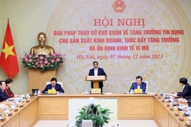 Thủ tướng Phạm Minh Chính chủ trì hội nghị. (Ảnh: Dương Giang/TTXVN)