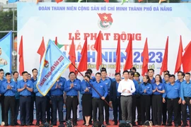 Lãnh đạo Thành đoàn Đà Nẵng phát động Tháng Thanh niên năm 2023 với chủ đề Tuổi trẻ Đà Nẵng tiên phong chuyển đổi số. (Ảnh: Văn Dũng/TTXVN)