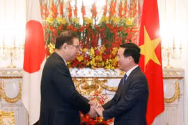 Chủ tịch nước Võ Văn Thưởng tiếp Chủ tịch Đảng Cộng sản Nhật Bản Shii Kazuo. (Ảnh: Thống Nhất/TTXVN) 
