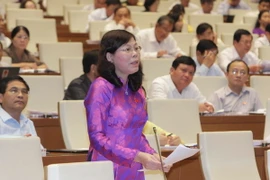 Đại biểu Quốc hội tỉnh Phú Thọ Lê Thị Yến phát biểu ý kiến. (Ảnh: Phương Hoa/TTXVN)