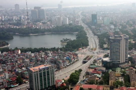 Có thể bán đấu giá đất mặt tiền để giảm chi phí làm đường