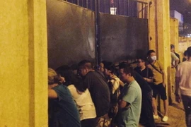 [Mega Story] Monsoon 2016: Chuyện chưa kể phía sau hàng rào