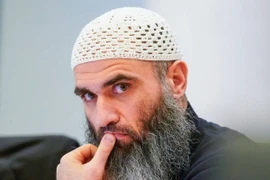 Đối tượng Zaniar Matapour tại phiên xét xử ở Oslo, Na Uy, ngày 12/3. (Ảnh: Getty Images/TTXVN)