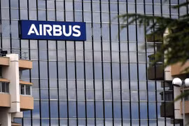 Biểu tượng Airbus tại trụ sở ở Saint-Martin du Touch, Pháp. (Ảnh: AFP/TTXVN)