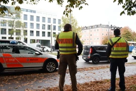 Cảnh sát Đức điều tra tại Munich. (Nguồn: AFP/TTXVN)