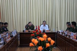 Ông Nguyễn Văn Tuấn, Phó Chủ tịch tỉnh Hậu Giang phát biểu tại buổi làm việc. (Ảnh: Hồng Thái/TTXVN)