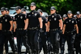 Cảnh sát Thổ Nhĩ Kỳ được triển khai tại Istanbul. (Nguồn: AFP/TTXVN)