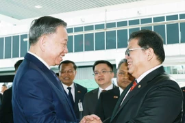 Tổng Bí thư Tô Lâm hội kiến Chủ tịch Hạ viện Malaysia Tan Sri Dato’ Johari Bin Abdul. (Ảnh: Thống Nhất/TTXVN)