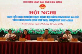 Đoàn Chủ tọa hội nghị. (Ảnh: Lê Huy Hải/TTXVN)
