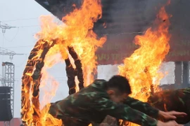 Nín thở với bài huấn luyện ở Binh chủng Đặc công