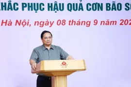 Thủ tướng chủ trì hội nghị đánh giá thiệt hại và khắc phục hậu quả cơn bão số 3. (Ảnh: Dương Giang/TTXVN)