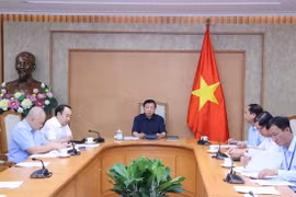 Phó Thủ tướng Trần Hồng Hà chủ trì cuộc họp. (Ảnh: Văn Điệp/TTXVN)