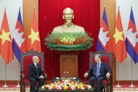 Tổng Bí thư Tô Lâm hội kiến Quốc vương Campuchia Norodom Sihamoni. (Ảnh: Thống Nhất/TTXVN)