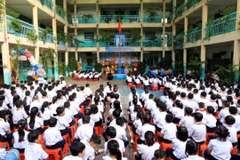 Lễ Khai giảng năm học mới 2023-2024 tại Trường Tiểu học Phạm Ngọc Thạch (Thành phố Hồ Chí Minh). (Ảnh: Hồng Đạt/TTXVN)