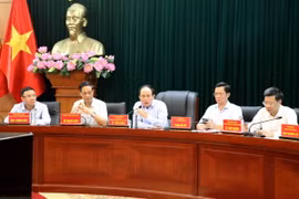 Ban Thường vụ Thành ủy Hải Phòng chỉ đạo buổi làm việc. (Ảnh: Hoàng Ngọc/TTXVN)