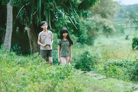 Một cảnh trong phim "Tôi thấy hoa vàng trên cỏ xanh." (Nguồn: Galaxy)
