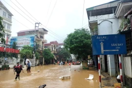 Khu vực xảy ra vụ lật thuyền khiến tình nguyện viên tham gia cứu hộ tử vong. (Ảnh: Tuấn Anh/TTXVN)