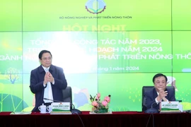 Thủ tướng Phạm Minh Chính dự và chỉ đạo hội nghị. (Ảnh: Dương Giang/TTXVN)