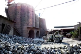 Hiện trường nơi xảy ra vụ tai nạn lao động thương tâm. (Ảnh:Trịnh Duy Hưng/TTXVN)