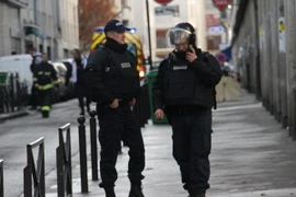 Cảnh sát Pháp tuần tra tại khu vực quận 18, thủ đô Paris ngày 7/1. (Nguồn: THX/TTXVN)