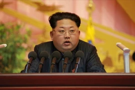 Nhà lãnh đạo Triều Tiên Kim Jong​-un tại hội nghị các quan chức giáo dục quân sự cấp cao ở Bình Nhưỡng ngày 25/4/2015. (Nguồn: Yonhap/TTXVN)