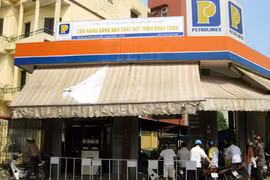 Hà Nội: Khen thưởng tập thể, cá nhân khám phá vụ 2 cây xăng gian lận