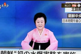 Phát thanh viên Triều Tiên đọc bản tin trên truyền hình nhà nước ngày 6/1. (Nguồn: THX/TTXVN)