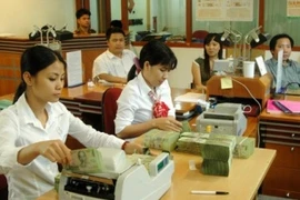 Nhiều ngân hàng đang tăng mạnh lãi suất không kỳ hạn. Ảnh minh họa. (Nguồn: Internet).