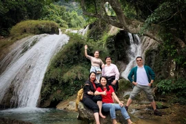 [Photo] Non nước Tuyên Quang: Hạ Long trên cạn giữa đại ngàn Đông Bắc