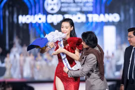 Người đẹp thời trang Lê Nguyễn Bảo Ngọc có chiều cao khủng 1m85. (Ảnh: BTC)