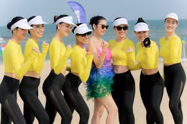 Top 36 thí sinh Miss Fitness Vietnam 2022 vừa trải qua loạt thử thách vận động liên hoàn mô phỏng theo hình thức trò chơi sinh tồn. (Ảnh: BTC)