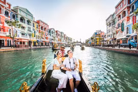 "Bầu trời" du lịch đã trở lại tươi sáng và hứa hẹn phát triển nhanh chóng thời gian tới. (Ảnh minh họa: CTV/Vietnam+)