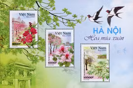 VietnamPost chính thức công bố bộ tem "Hà Nội 12 mùa hoa”