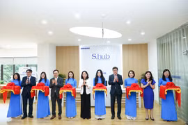 Samsung Việt Nam phối hợp cùng Thư viện Quốc gia Việt Nam ra mắt không gian S-hub (Không gian chia sẻ) với nhiều nâng cấp mới. (Ảnh: Minh Sơn/Vietnam+)