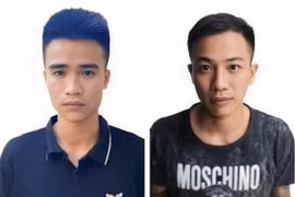 Hai đối tượng truy nã bị bắt giữ. (Ảnh: Công an Hà Nội)