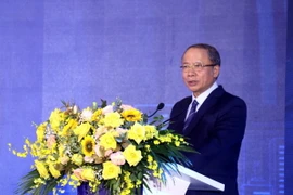 Ông Nguyễn Văn Thân, Chủ tịch Hiệp hội Doanh nghiệp nhỏ và vừa Việt Nam phát biểu tại Diễn đàn. (Ảnh: Đinh Văn Nhiều/TTXVN)