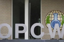 Tổ chức Cấm vũ khí Hóa học (OPCW)