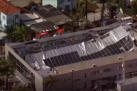 Hiện trường vụ sập mái nhà thờ ở thành phố ven biển Recife, thủ phủ bang Pernambuco của Brazil ngày 30/8/2024. (Ảnh: Reuters/TTXVN)