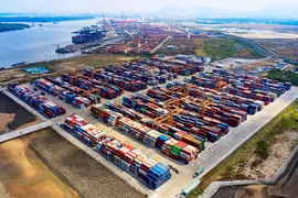 Các container hàng hóa tại Cảng Cái Mép. (Ảnh: Hồng Đạt/TTXVN)