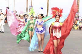 Quảng Bình: Lễ hội đường phố Đồng Hới rực rỡ khởi động mùa du lịch 2024