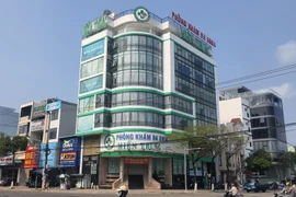 Trụ sở Công ty TNHH MTV Dịch vụ Y tế Hữu Thọ tại số 280-282, Nguyễn Hữu Thọ, quận Cẩm Lệ, thành phố Đà Nẵng. (Ảnh: Văn Dũng/TTXVN)