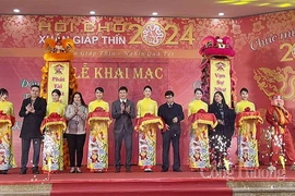 Khai mạc Hội chợ Xuân Giáp Thìn năm 2024. (Ảnh: Báo Công Thương)