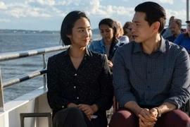 Diễn viên Greta Lee (trái) và Teo Yoo (phải) trong phim "Past Lives". (Ảnh: A24)