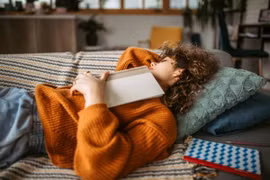 Sự hình thành trí nhớ dài hạn là một trong những chức năng chính của giấc ngủ. (Ảnh: iStock)
