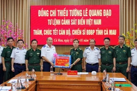 Đoàn công tác Bộ Tư lệnh Cảnh sát biển thăm, chúc Tết tại Cà Mau