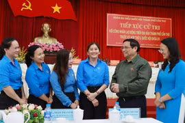 Thủ tướng: Luôn gắn bó, lắng nghe ý kiến, nguyện vọng của cử tri